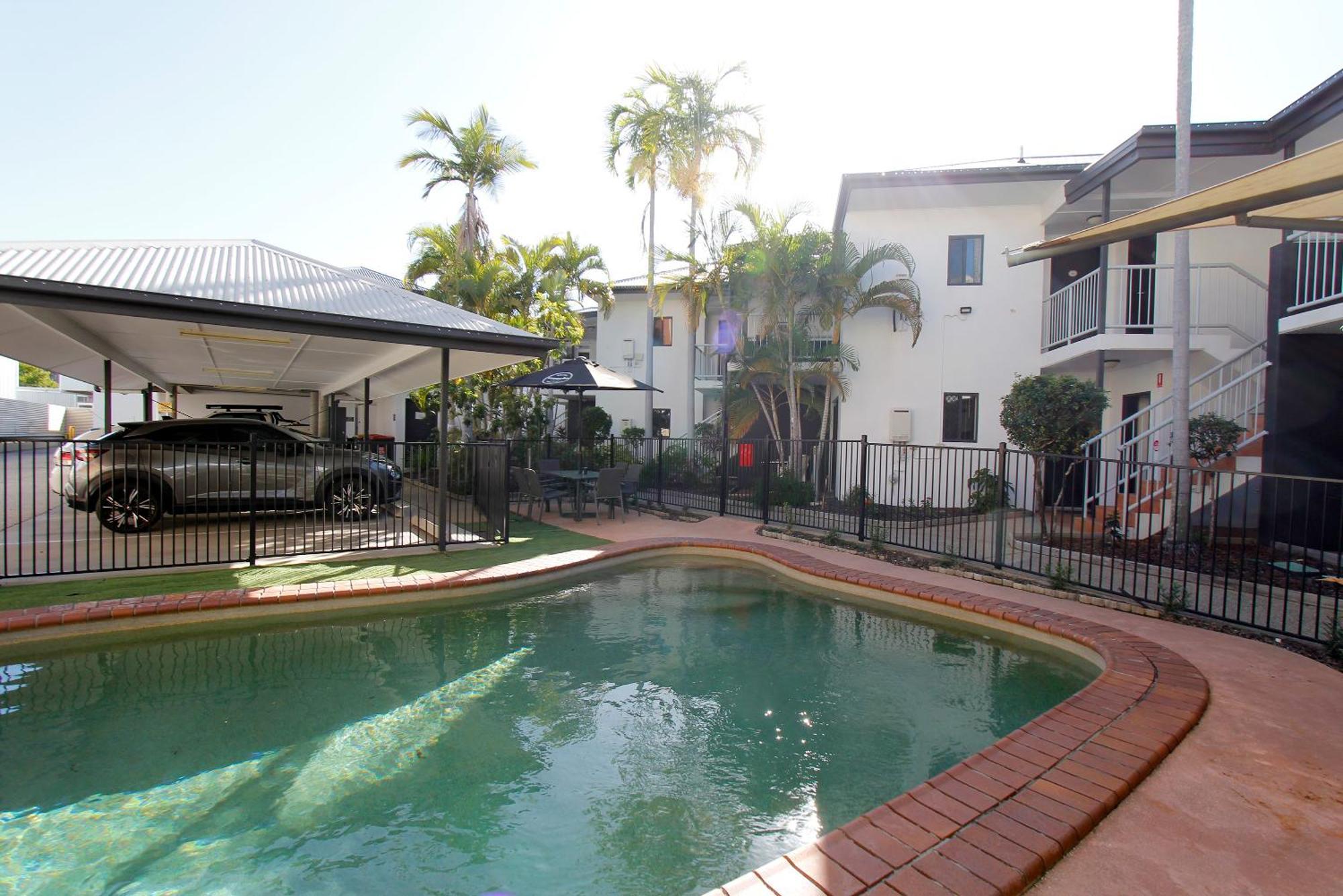 Coffee House Apartment Motel Rockhampton Eksteriør billede
