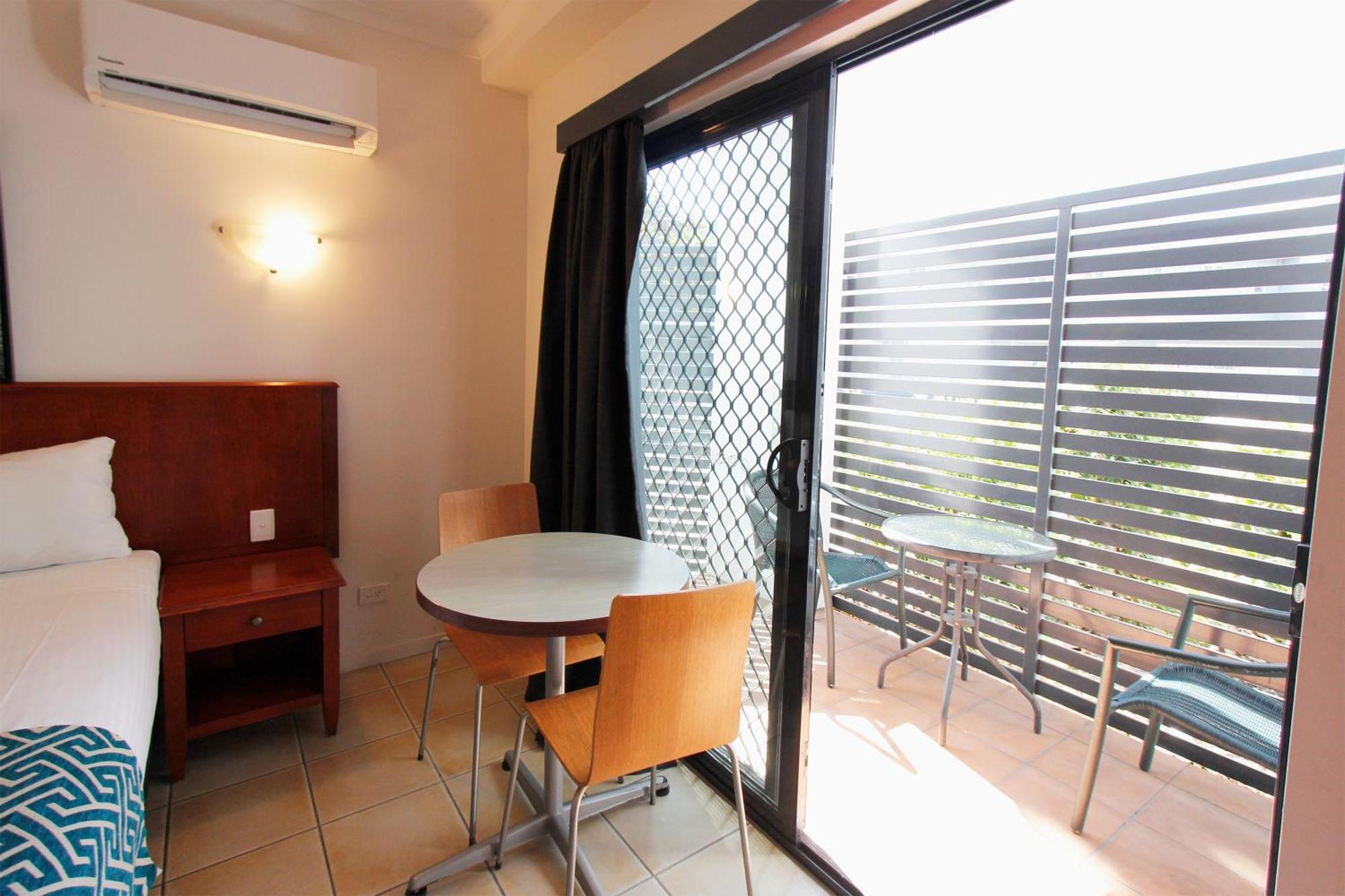 Coffee House Apartment Motel Rockhampton Eksteriør billede